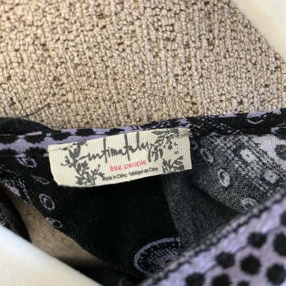 Free People On Board Plunging Long Flared Sleeve Lace V-Neck Bodysuit - Picture 6 of 6